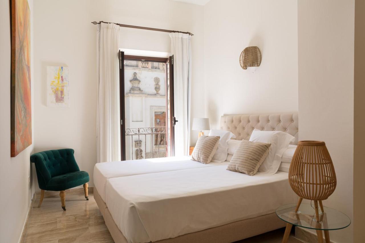 Puerta Catedral Apartments Севиля Екстериор снимка