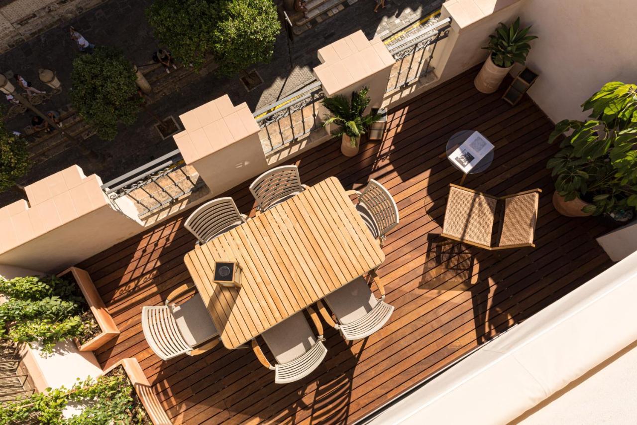 Puerta Catedral Apartments Севиля Екстериор снимка