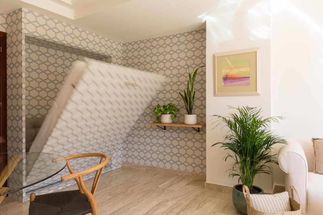 Puerta Catedral Apartments Севиля Екстериор снимка