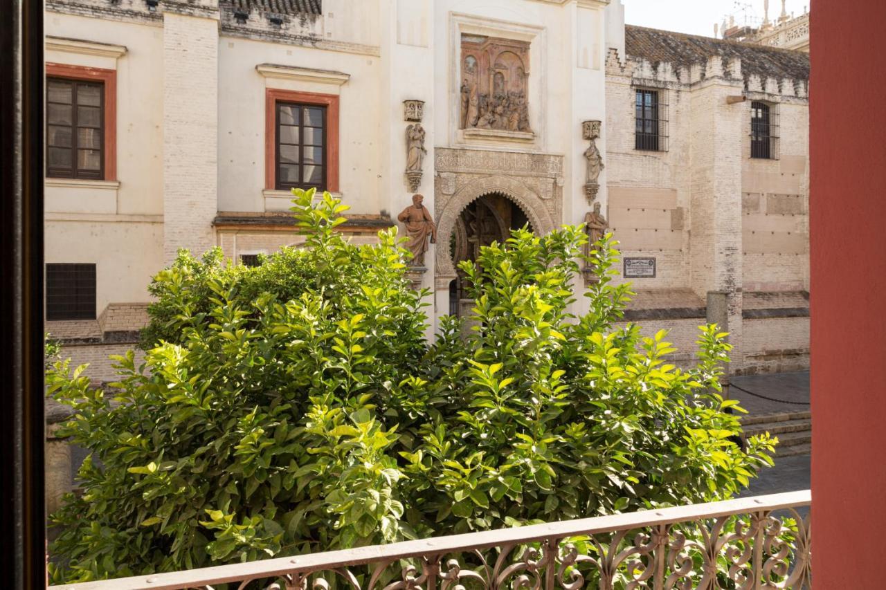Puerta Catedral Apartments Севиля Екстериор снимка