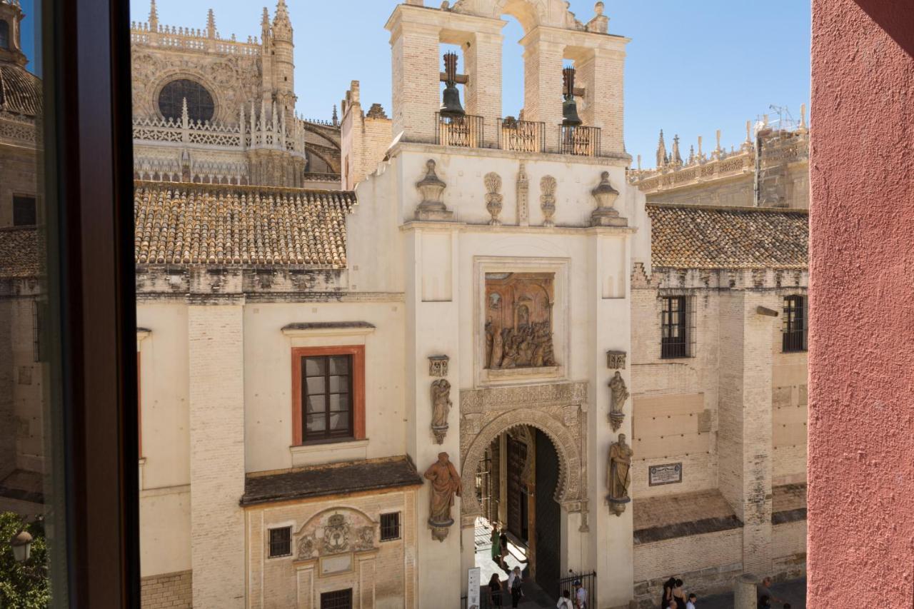 Puerta Catedral Apartments Севиля Екстериор снимка