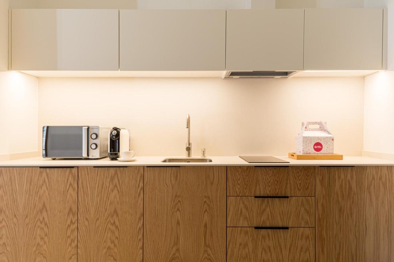 Puerta Catedral Apartments Севиля Екстериор снимка