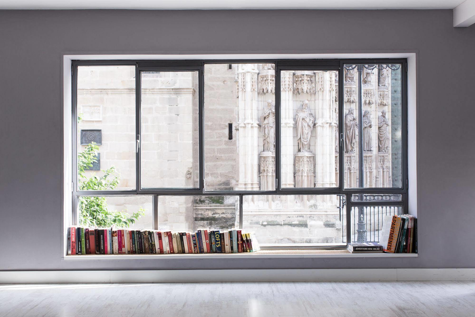 Puerta Catedral Apartments Севиля Екстериор снимка